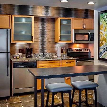 אירווינג Residence Inn Dallas Las Colinas מראה חיצוני תמונה