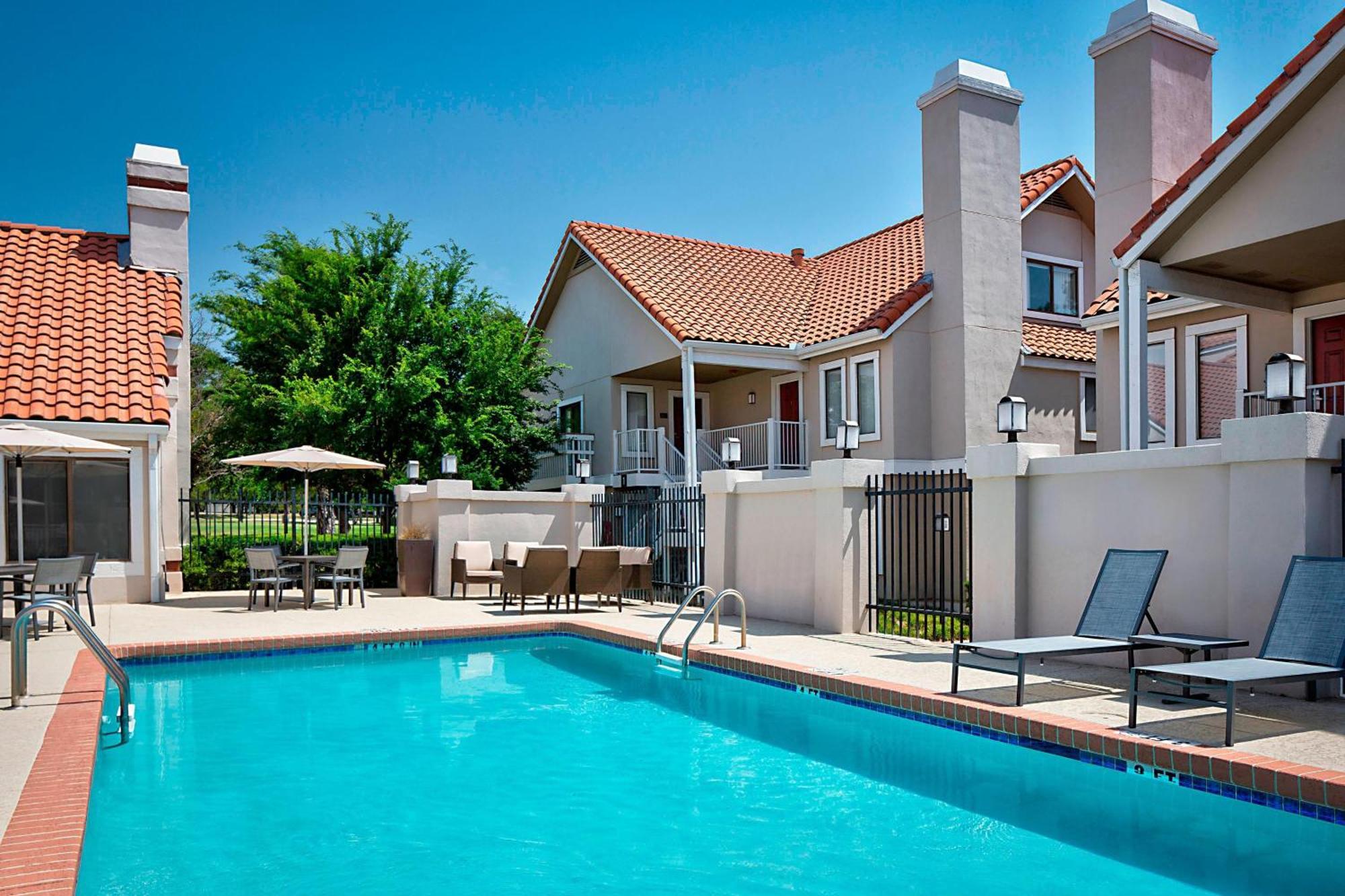 אירווינג Residence Inn Dallas Las Colinas מראה חיצוני תמונה