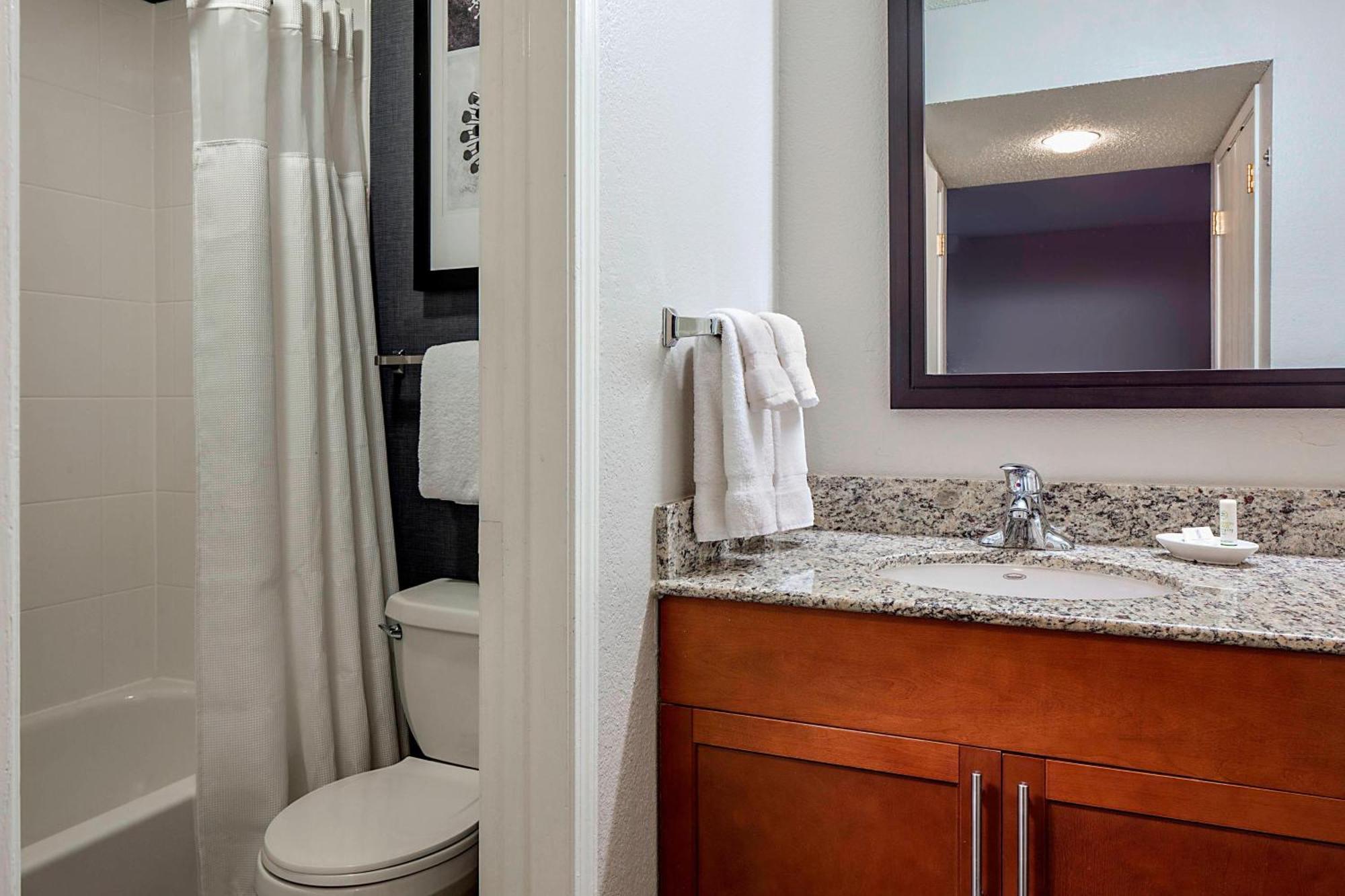 אירווינג Residence Inn Dallas Las Colinas מראה חיצוני תמונה
