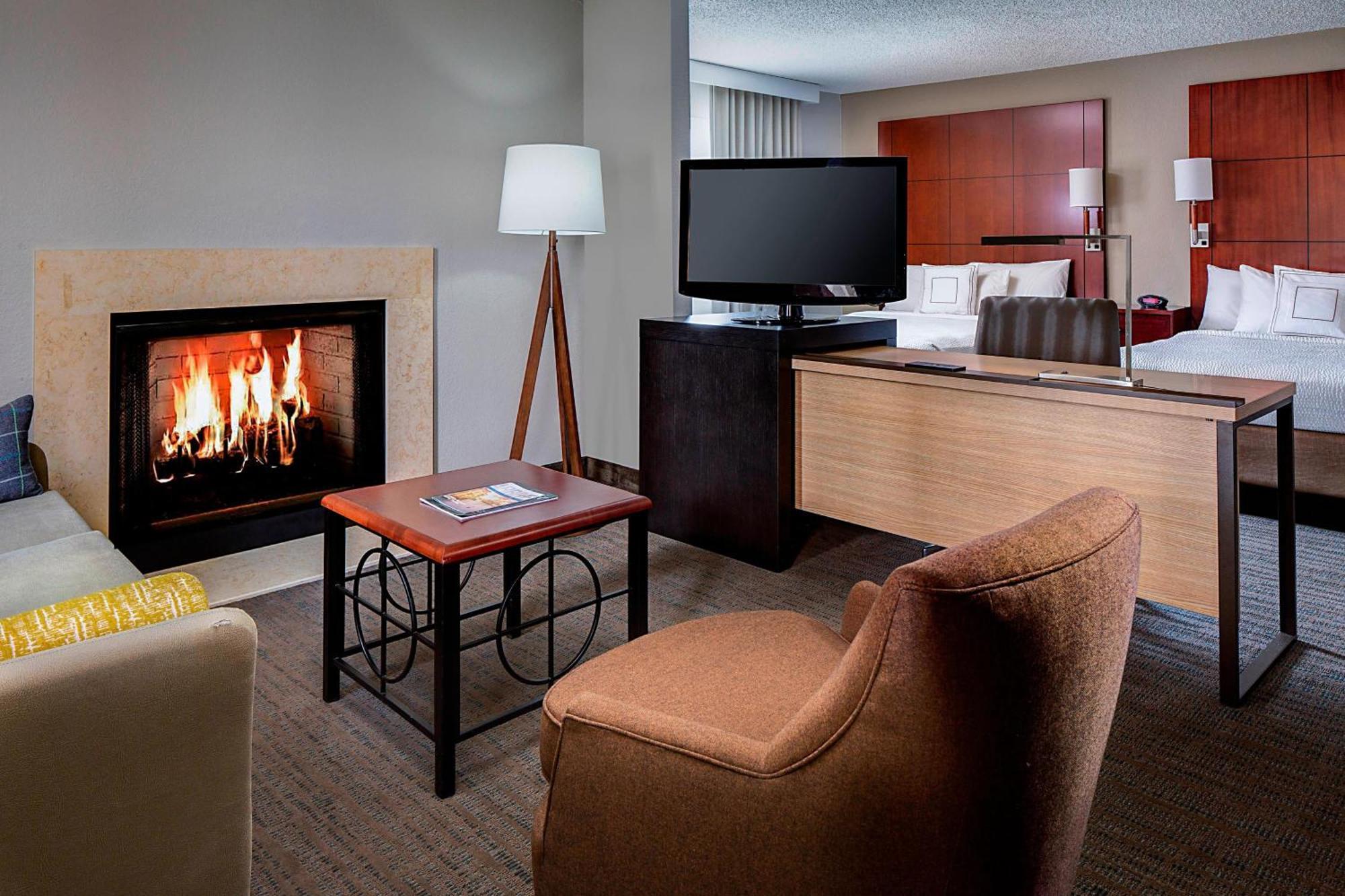 אירווינג Residence Inn Dallas Las Colinas מראה חיצוני תמונה