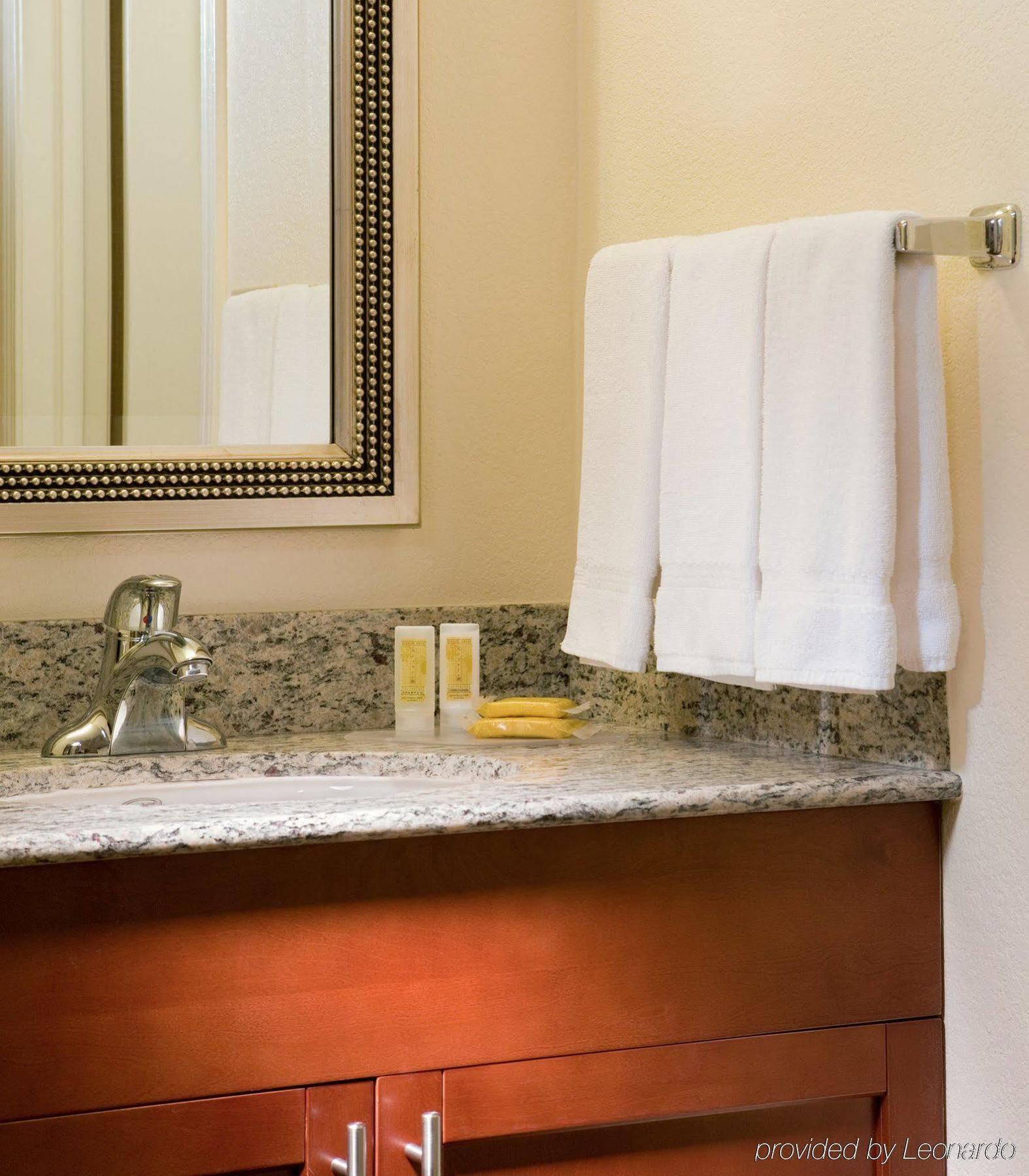 אירווינג Residence Inn Dallas Las Colinas מראה חיצוני תמונה